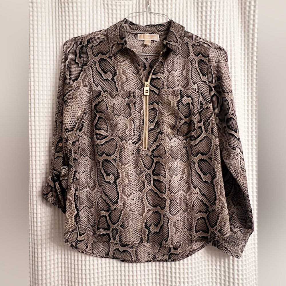 Snake print zip front shirt